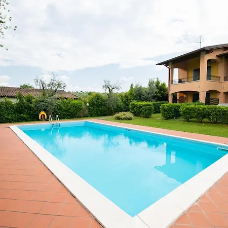 Casa Della Rocca شقة