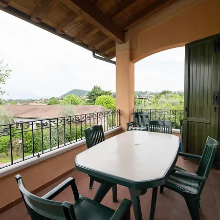 Casa Della Rocca شقة مانربا ديل جاردا